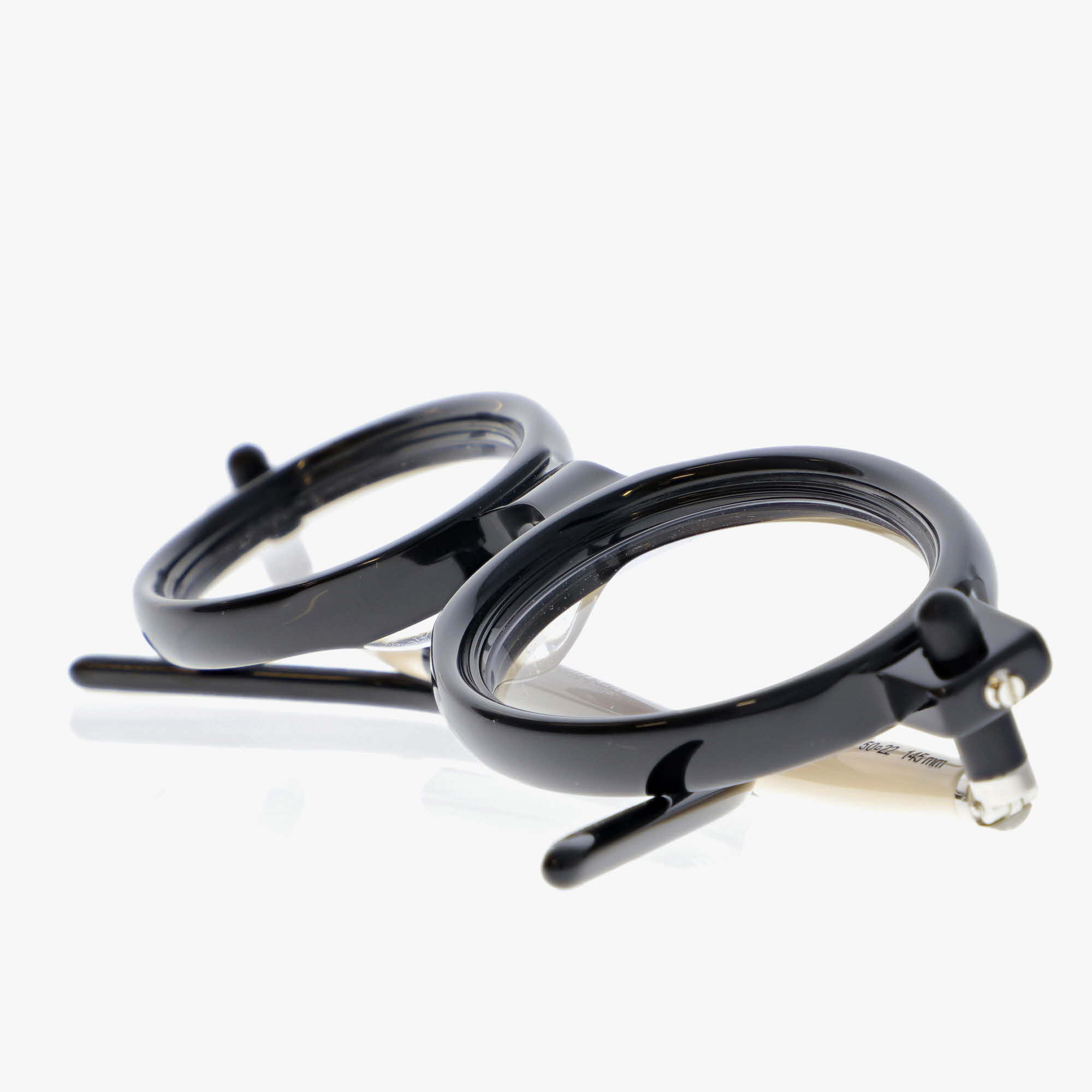 KUBORAUM / P6 / BLACK SHINE