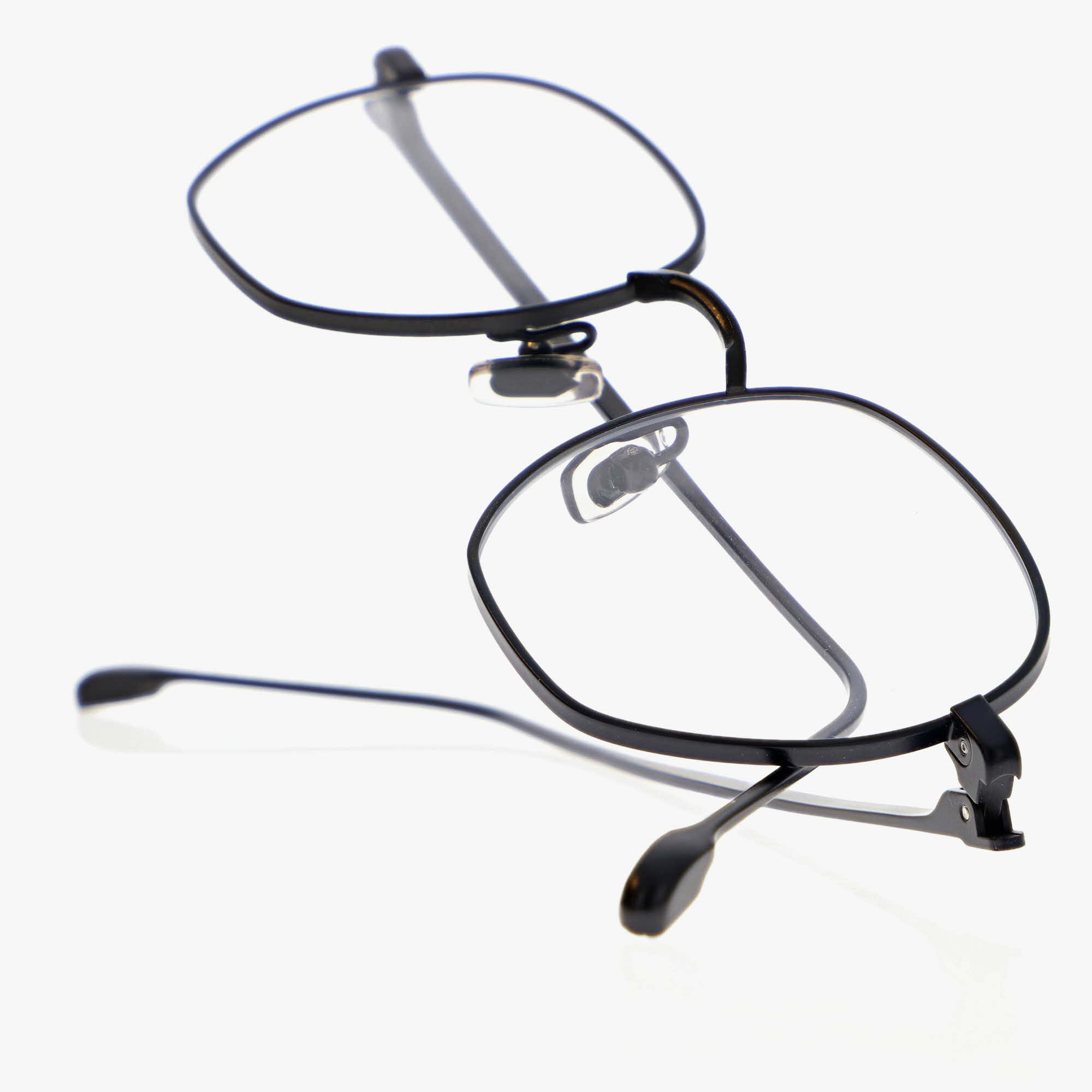 LAZARE STUDIO / LARKIN / BACK TO BLACK