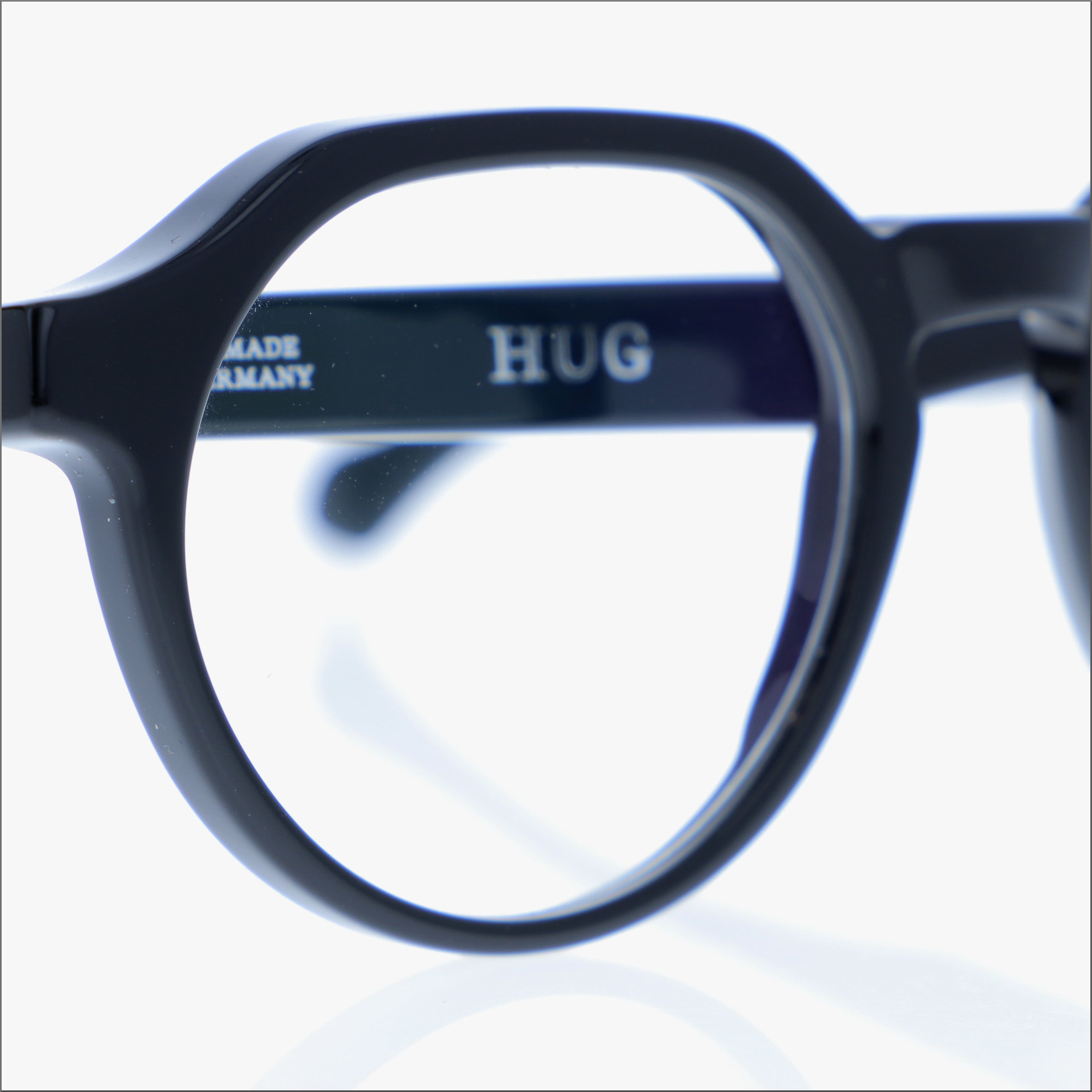 HUG / PATTON / SOLID BLACK