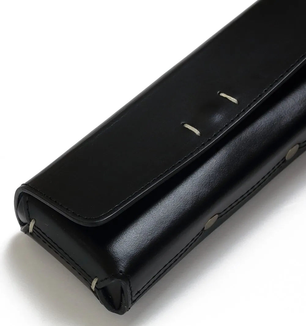 DIFFUSER TOKYO / OIL LEATHER RECT EYEWEAR CASE / BLACK & NAVY