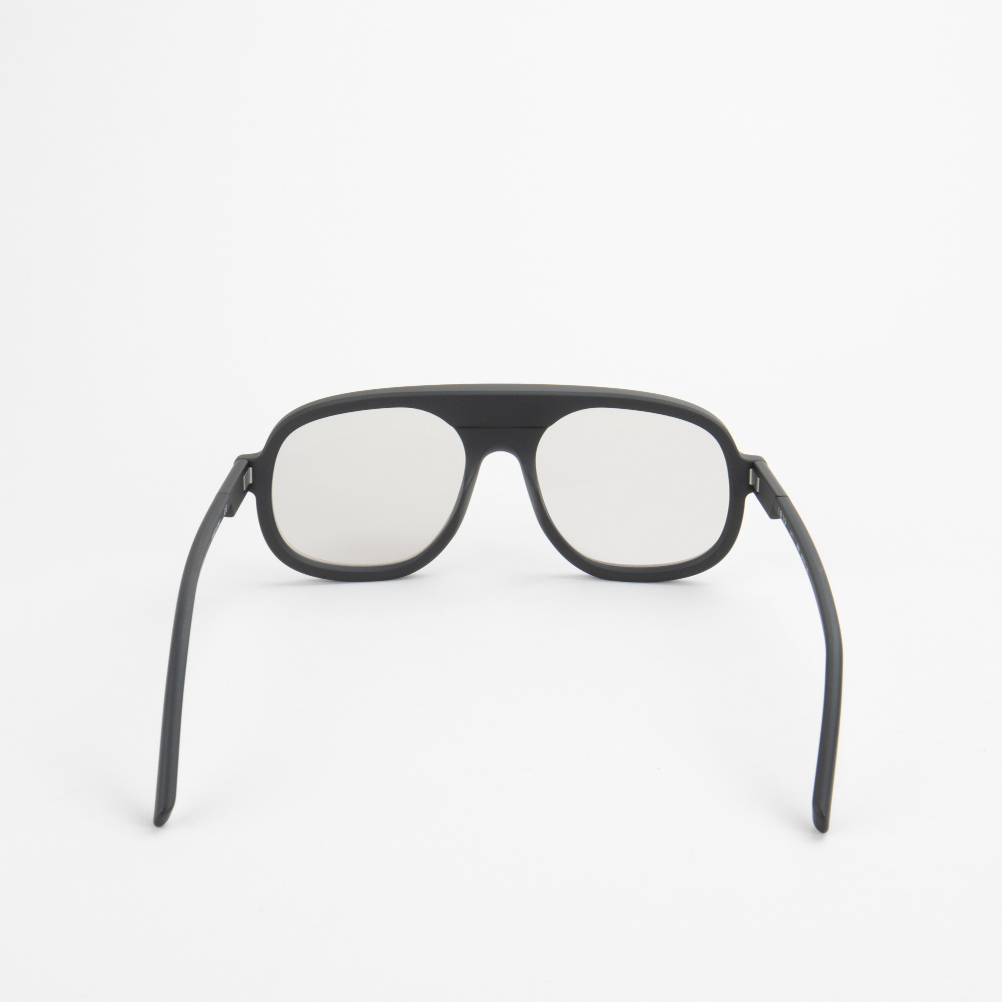OUT OF / VISION 1 / MATT BLACK BLACK