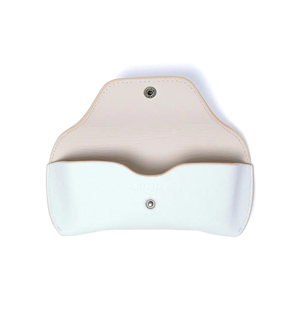 DIFFUSER TOKYO / TECH SUEDE EYEWEAR CASE / WHITE & NATURAL