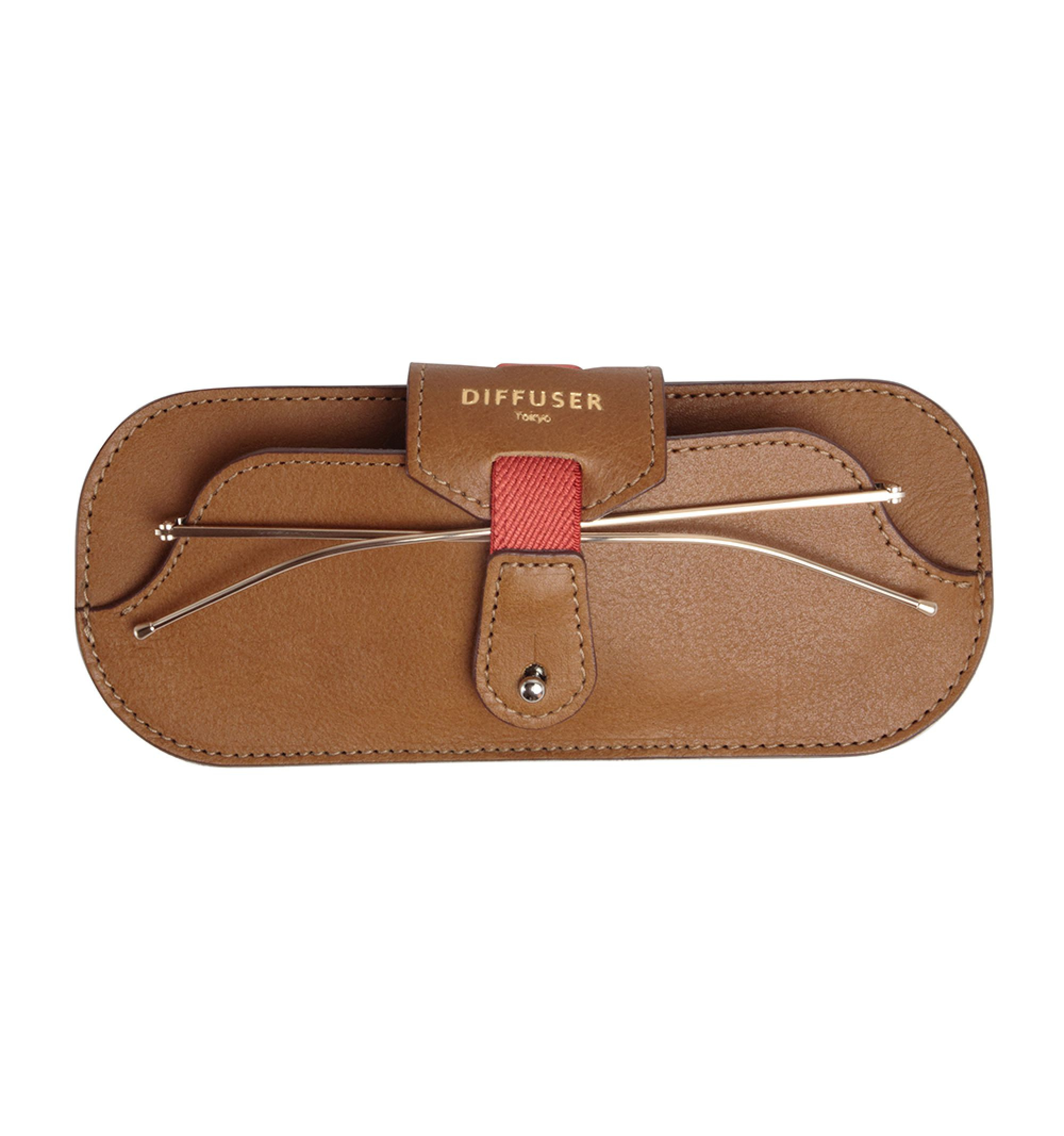 DIFFUSER TOKYO / OIL LEATHER SMART EYEWEAR CASE / CAMEL & BEIGE