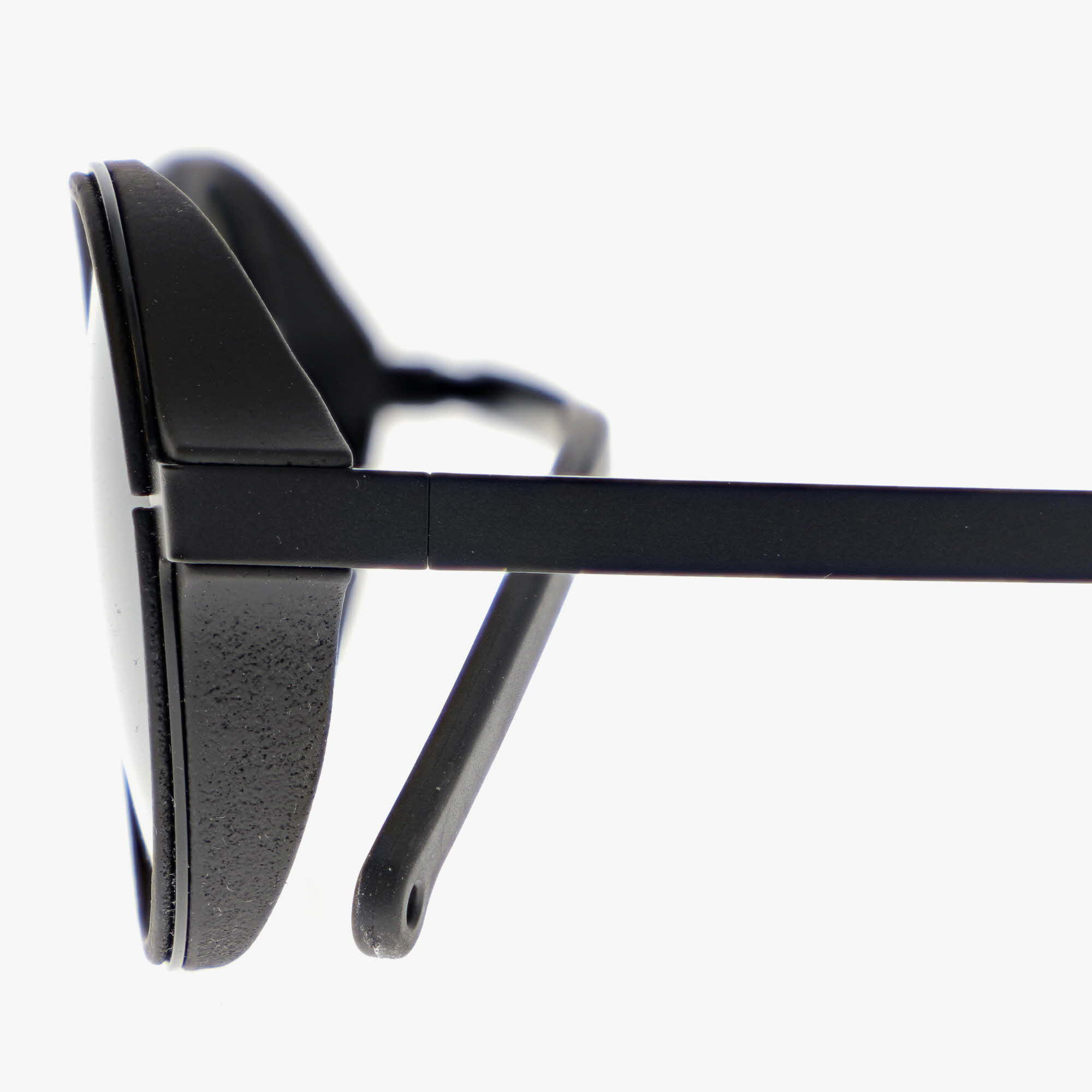 GLACIER OPTICS / PALÜ LIGHT / BLACK